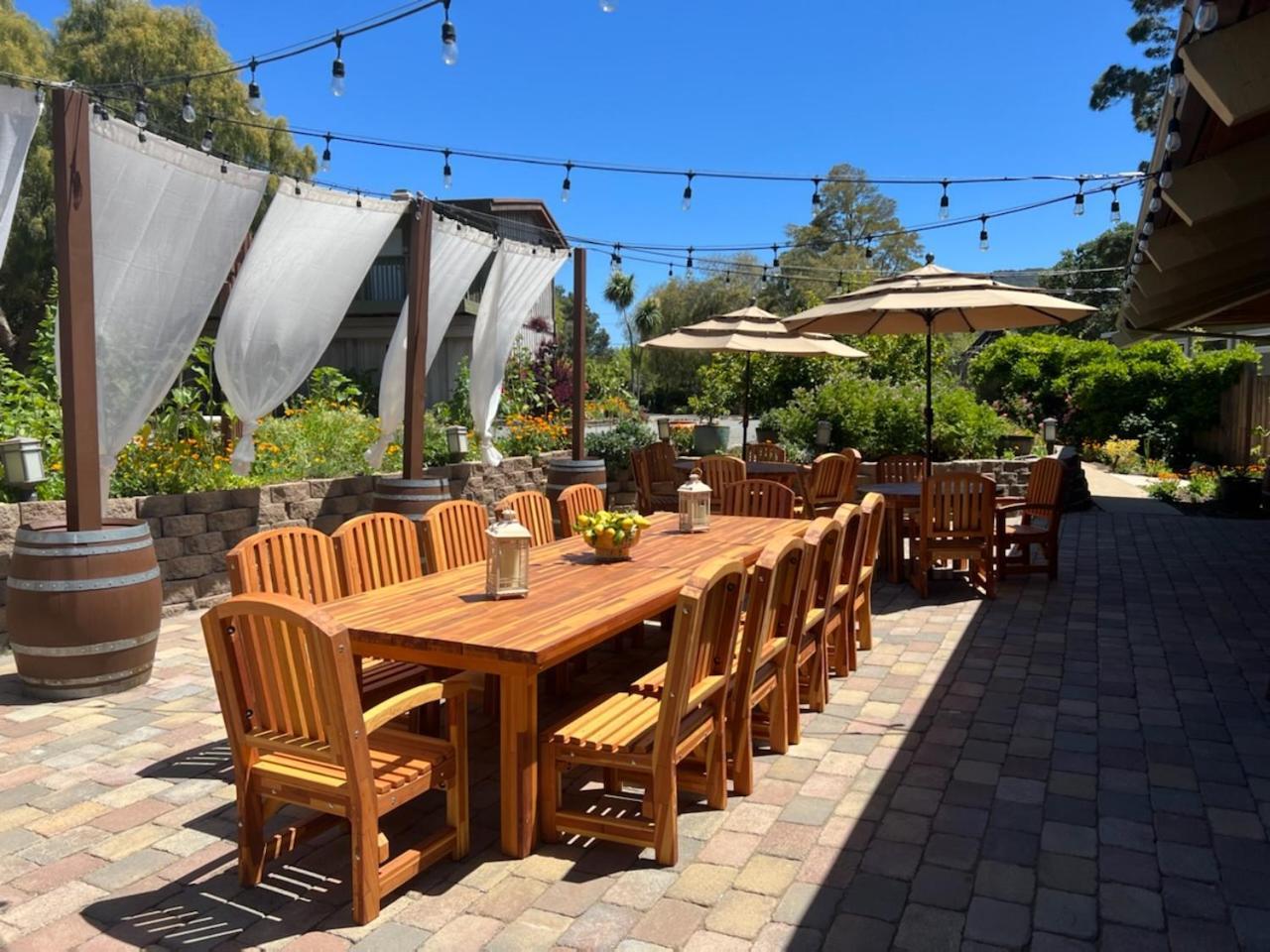 Carmel Valley Lodge Екстериор снимка