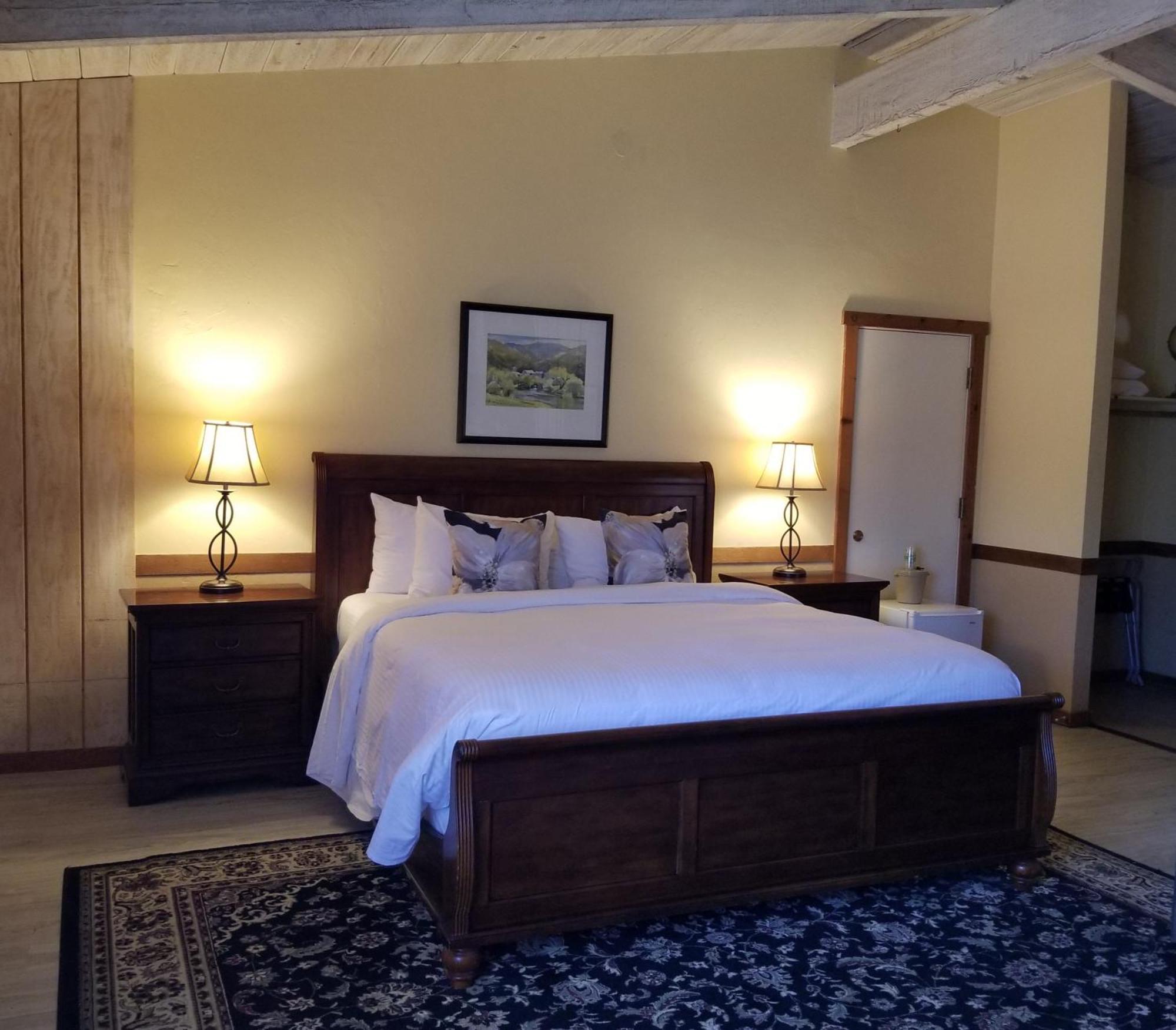 Carmel Valley Lodge Екстериор снимка