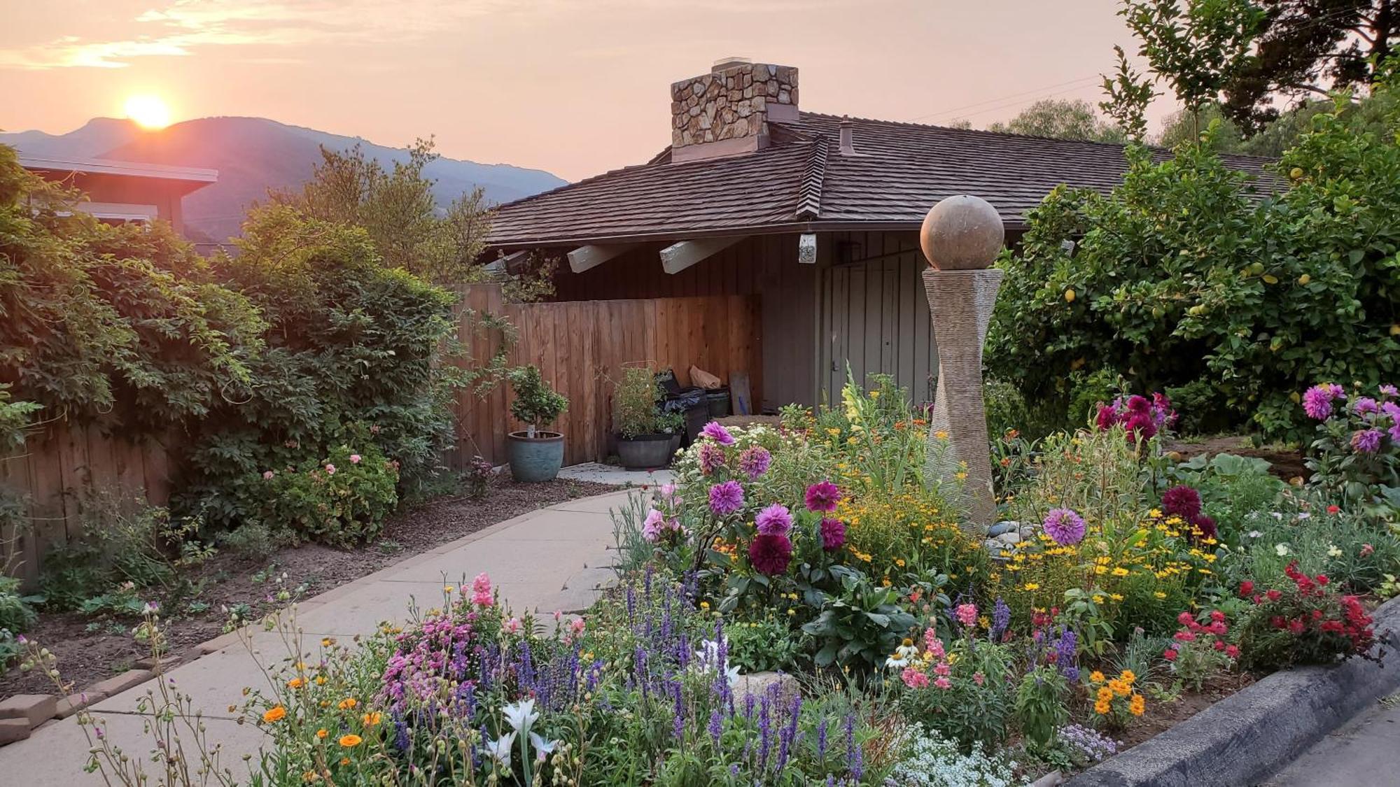 Carmel Valley Lodge Екстериор снимка